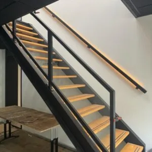 Trapleuning 50x50 met verlichting op maat