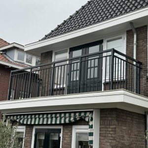 Buiten balustrade speciaal