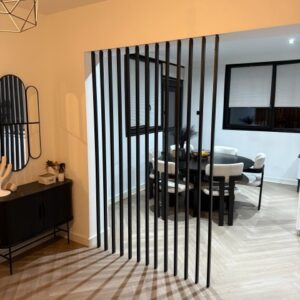 Roomdivider met losse spijlen en blinde verbinding 4