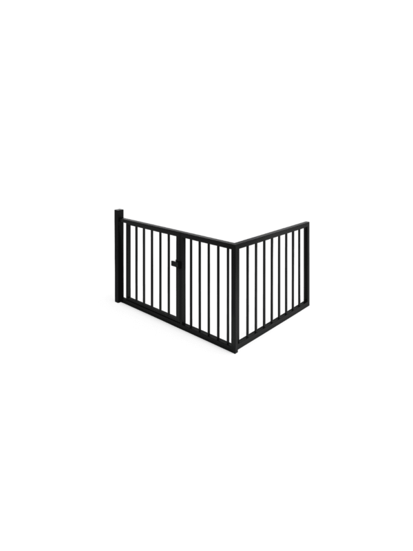 Stalen hoekbalustrade met deur