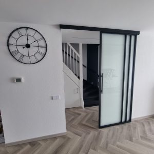 Fancy schuifdeur melkglas vooraanzicht