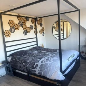 Stalen bed
